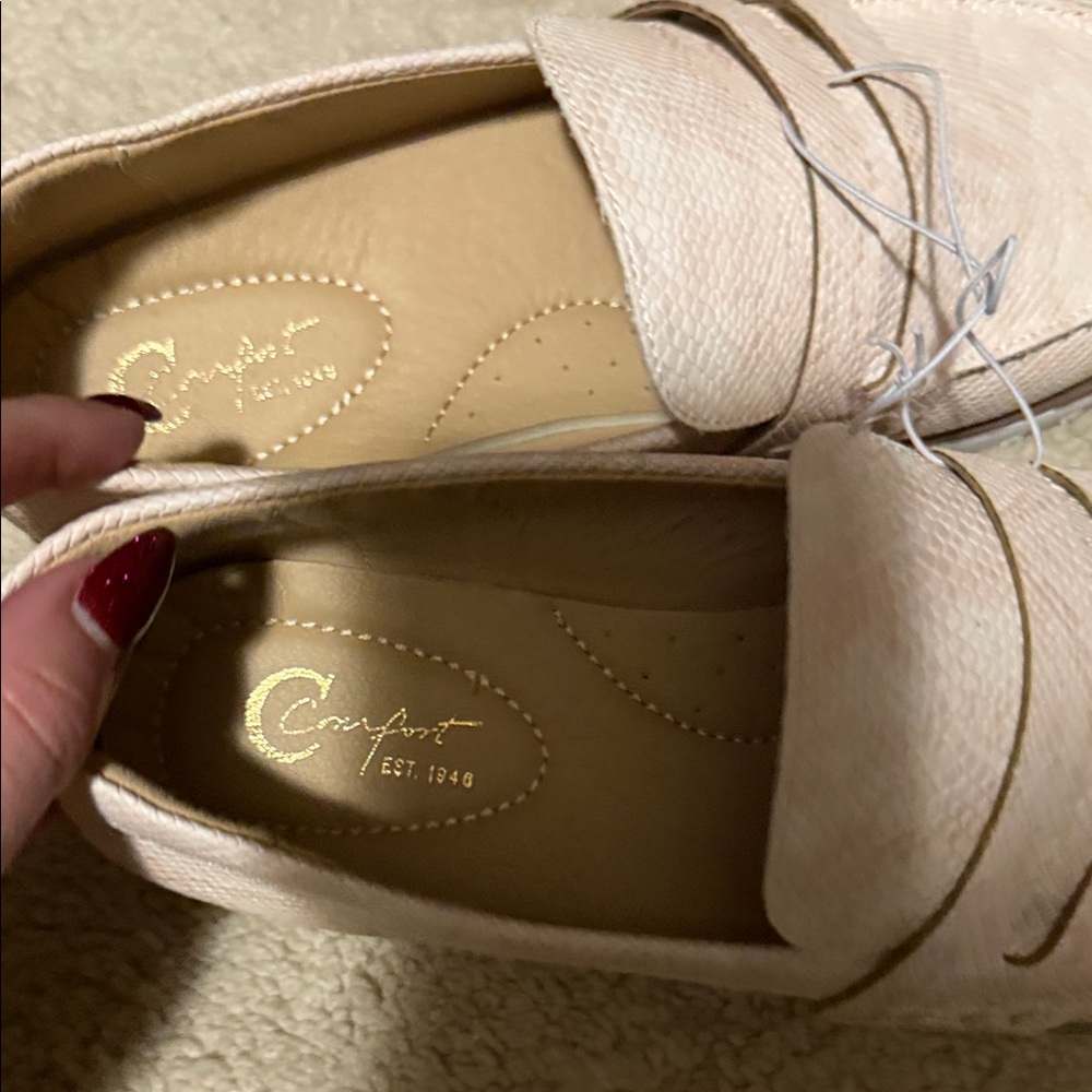 Elegant pink Loafers for Women - Picture 2 of 4